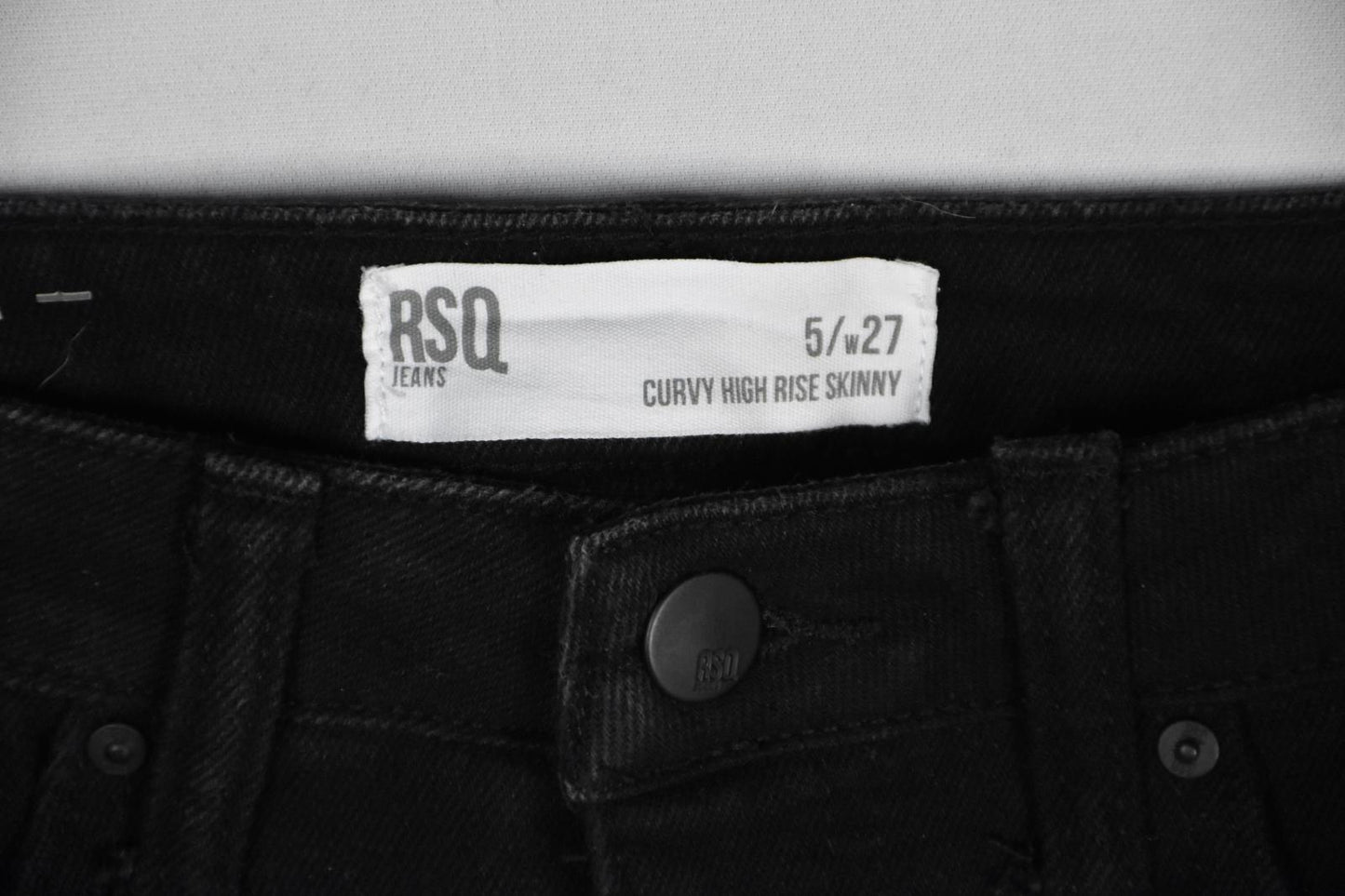 RSQ Womens Curvy High Rise Skinny Jeans Black Denim Size 5/27 New