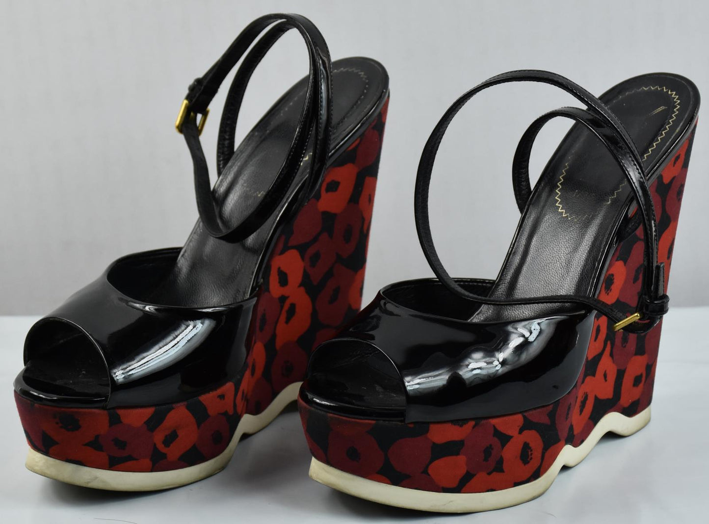 Yves Saint Laurent Women's Wedge Strappy Sandals Heel Shoes Sz 36 = 5.5 US