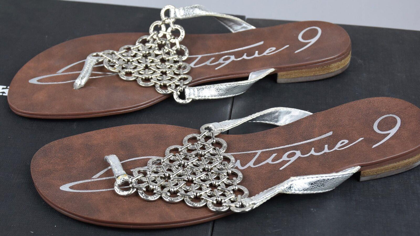 Boutique 9 Women's Thong Sandals with Interlocking Metal Rings Silver 7 M New