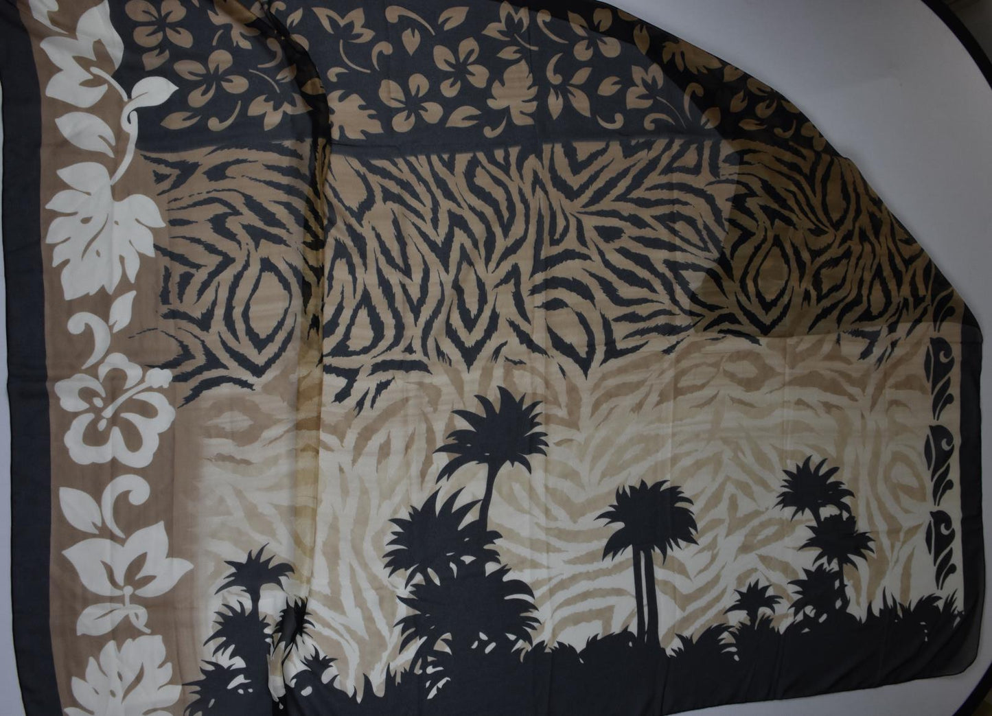 St John Women's XXL Wrap Scarf 47" x 47" New