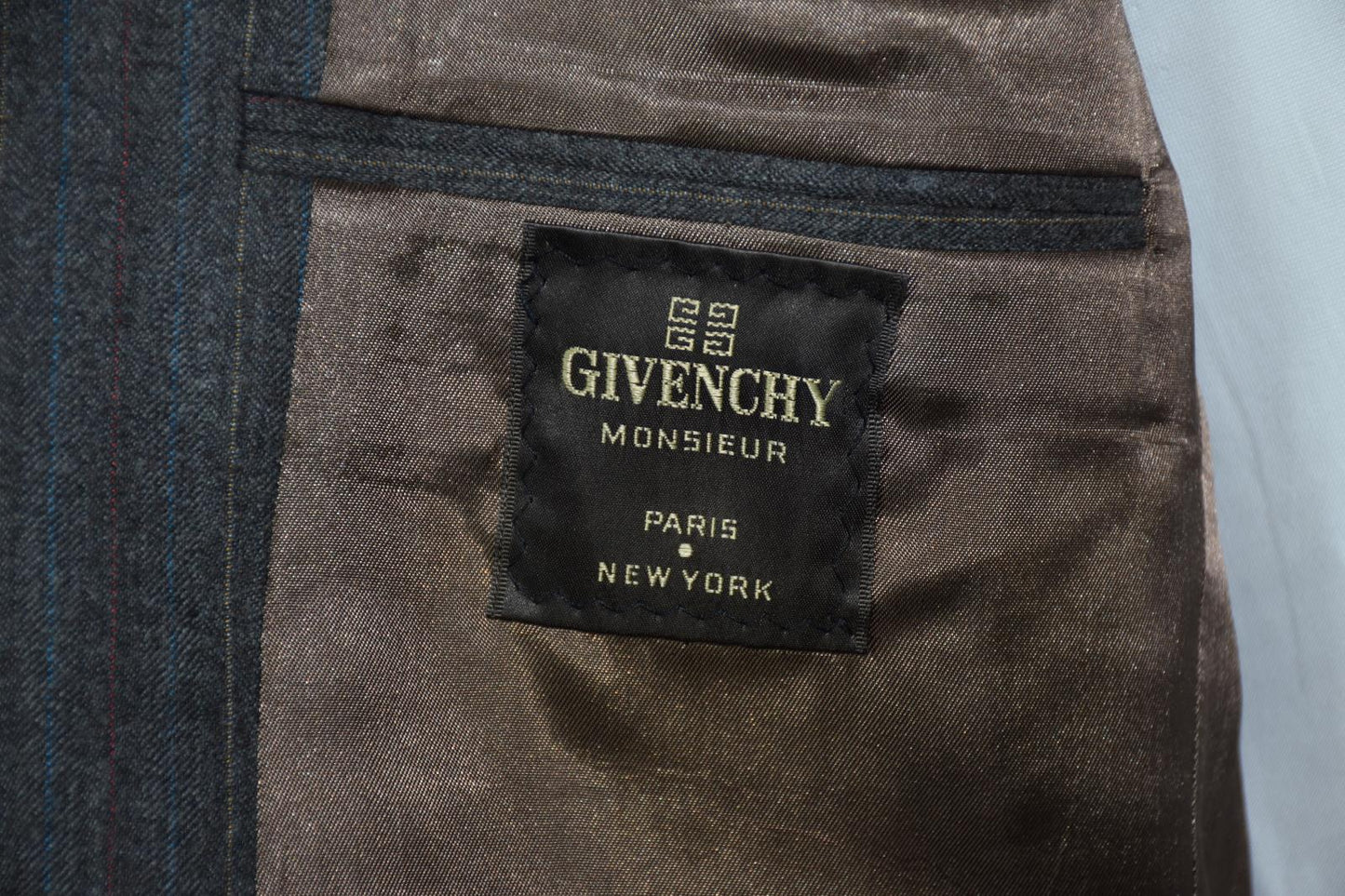 Givenchy Monsieur Men's Super Fleece Wool 2-BTN Flat Front Suit 38 L Mint