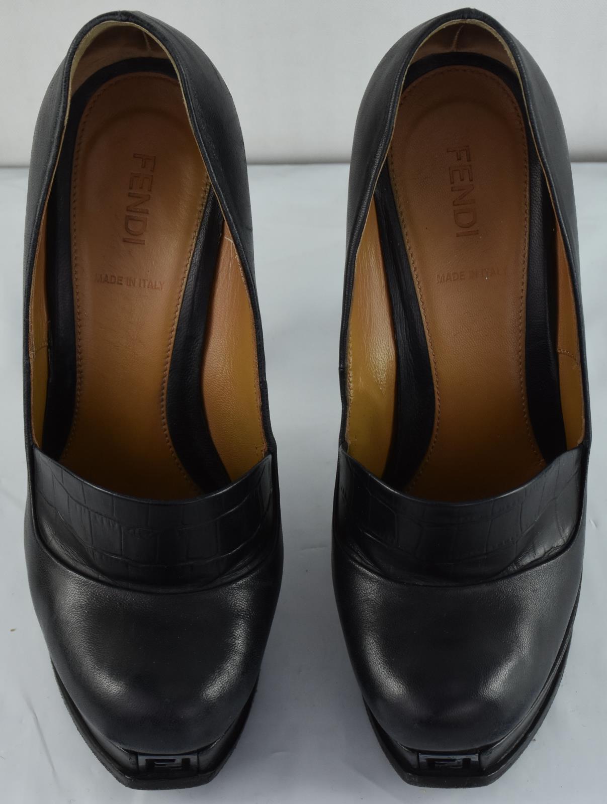 FENDI Women's Logo Leather Platform Pumps Heels Sandals 35.5 = 5.5