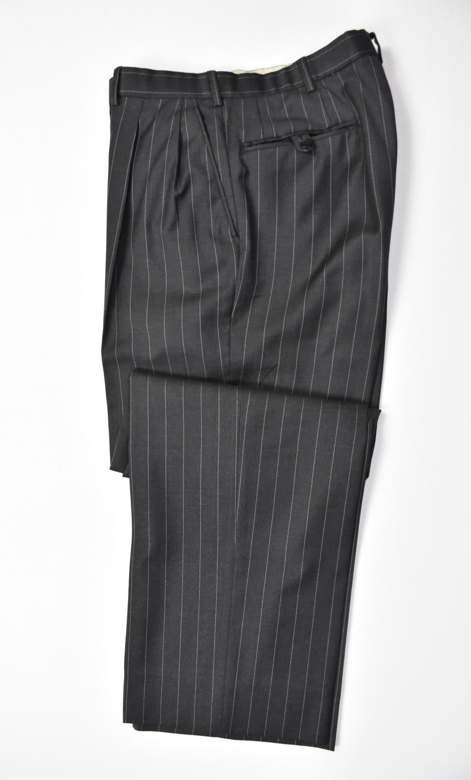 Brioni Men's Traiano Gray Stripe 3-BTN Wool Suit Size 40 R Mint Tailored