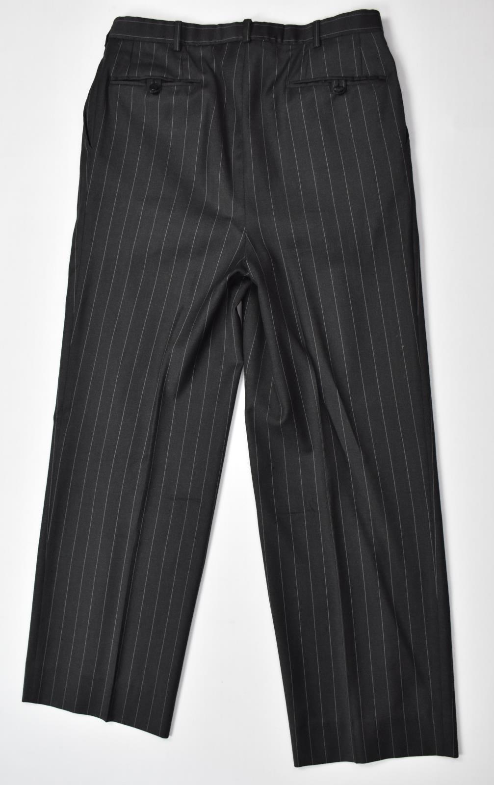 Brioni Men's Traiano Gray Stripe 3-BTN Wool Suit Size 40 R Mint Tailored