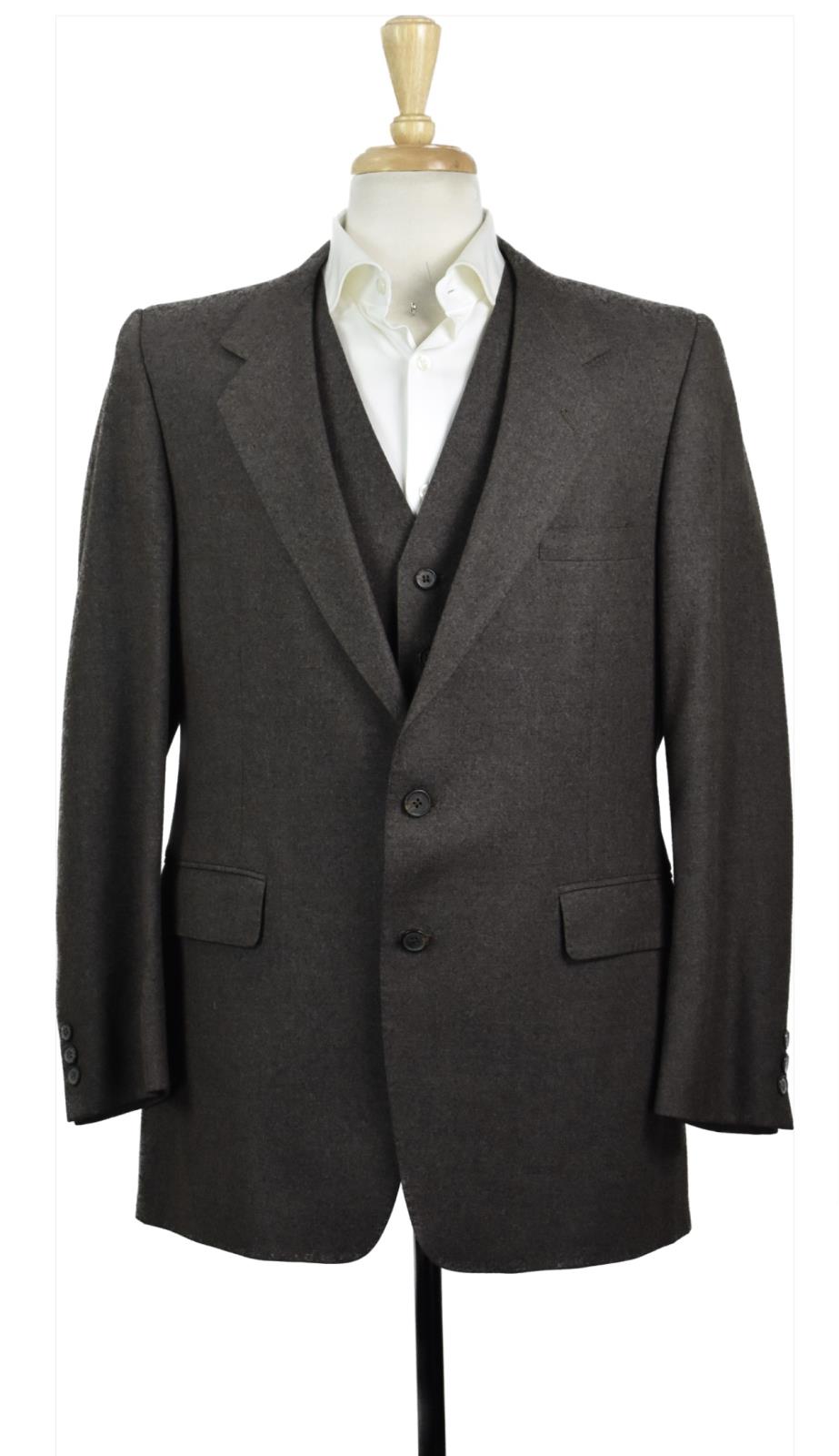 Givenchy Men's Fleece Wool 2-BTN Flat Front Double Vent 3 Piece Suit 42 R Mint