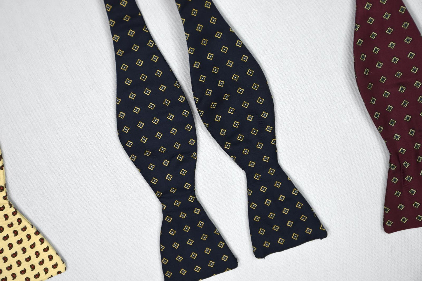 LOTX6 Vintage Paul Stuart Lauren Ralph Lauren Lord & Taylor Bowties Men's Tie s