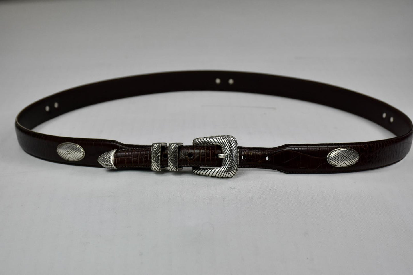 2 Roundtree & Yorke Full Grain Italian Calfskin Leather Belt 52 Vintage Silver