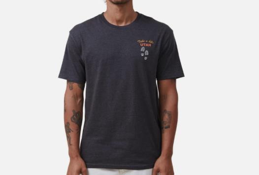 Cotton On Men's Loose Fit Souvenir T- Shirt M  $25     9359198196271