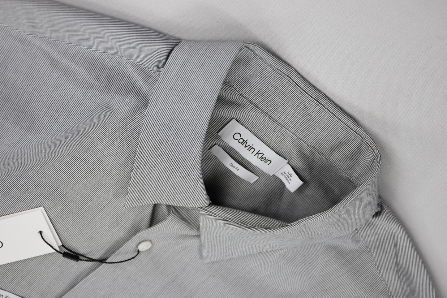 Calvin Klein Men's Slim-Fit Stretch Stripe Button-Down Shirt L $85  SP40588154