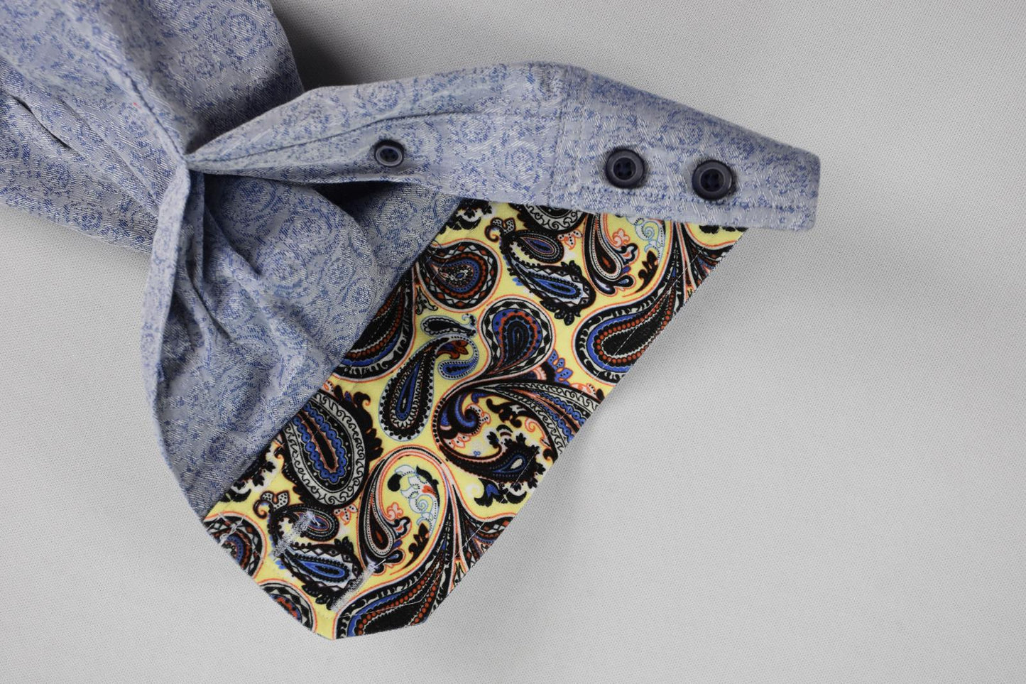 Robert Graham Men's Light Blue Textured Shirt Size L MINT