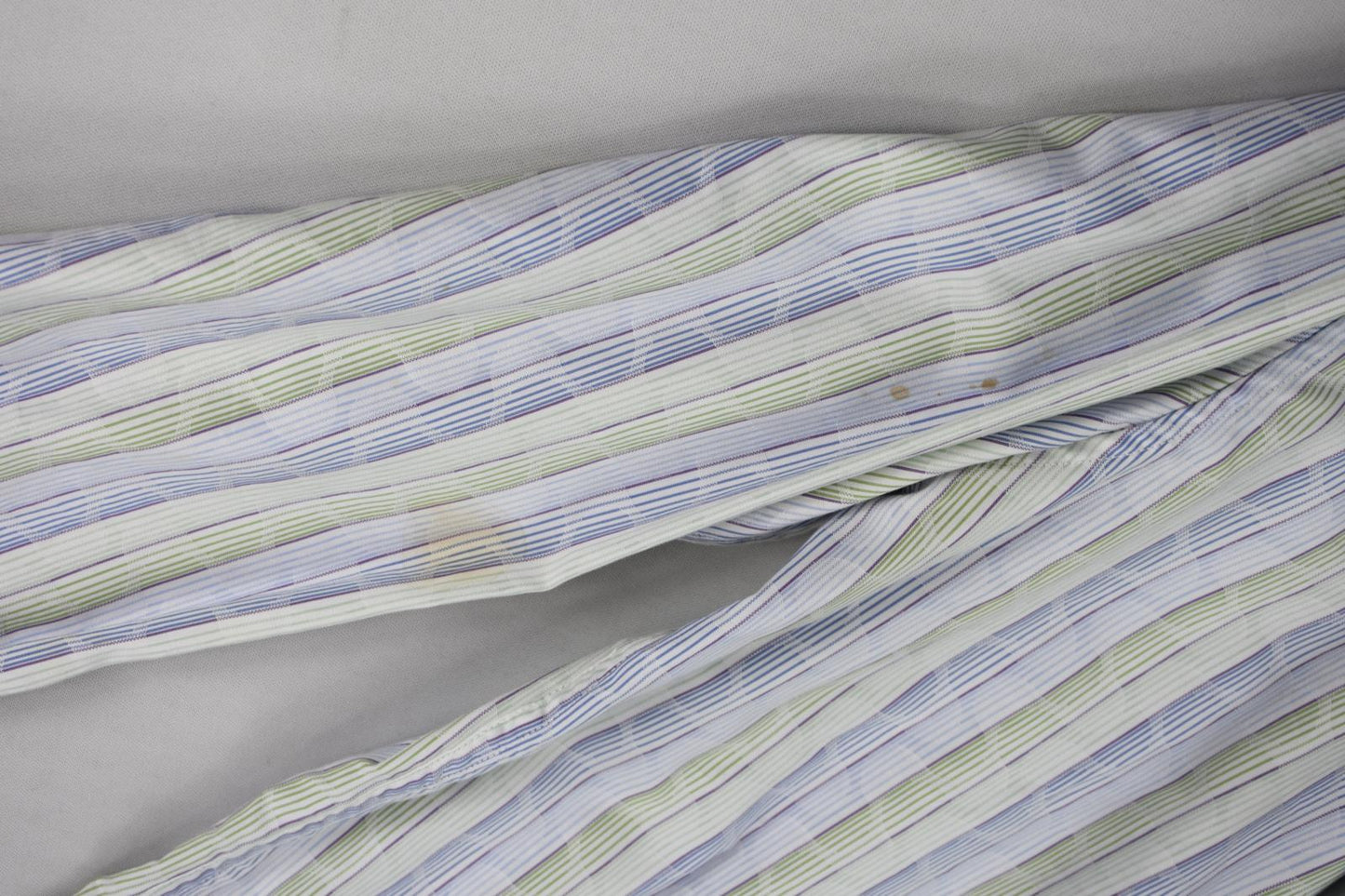 Robert Graham Men's Multi Color Stripe Shirt Size L Spots On Sleeve